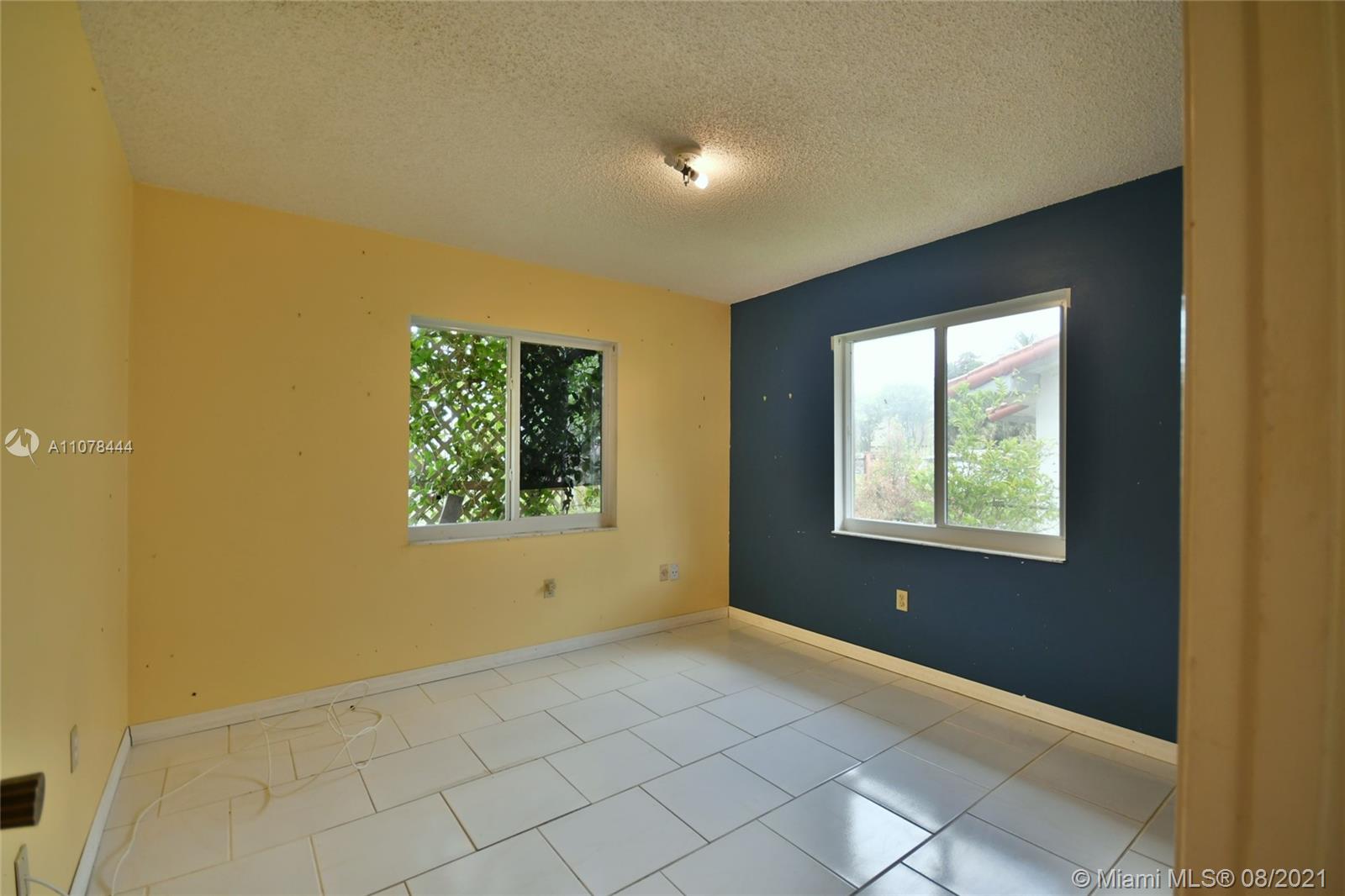 LOYOLA ESTATES - Residential