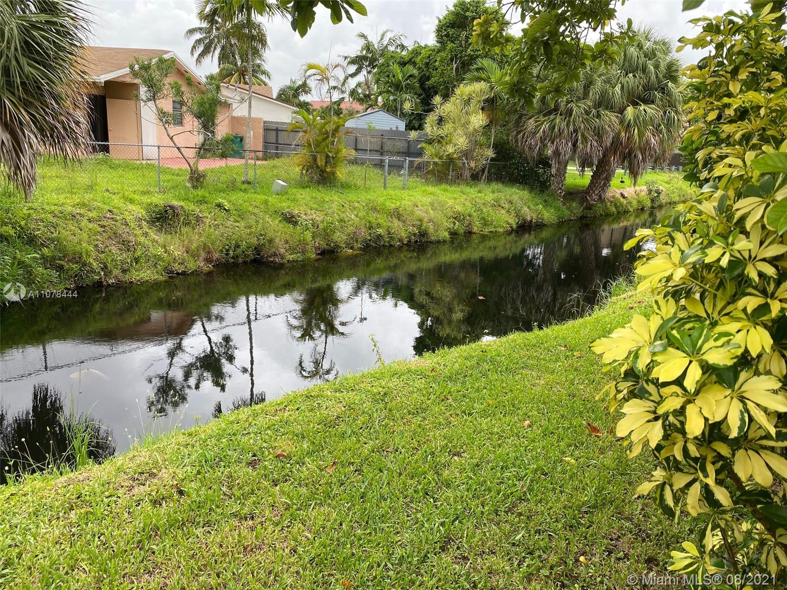 LOYOLA ESTATES - Residential