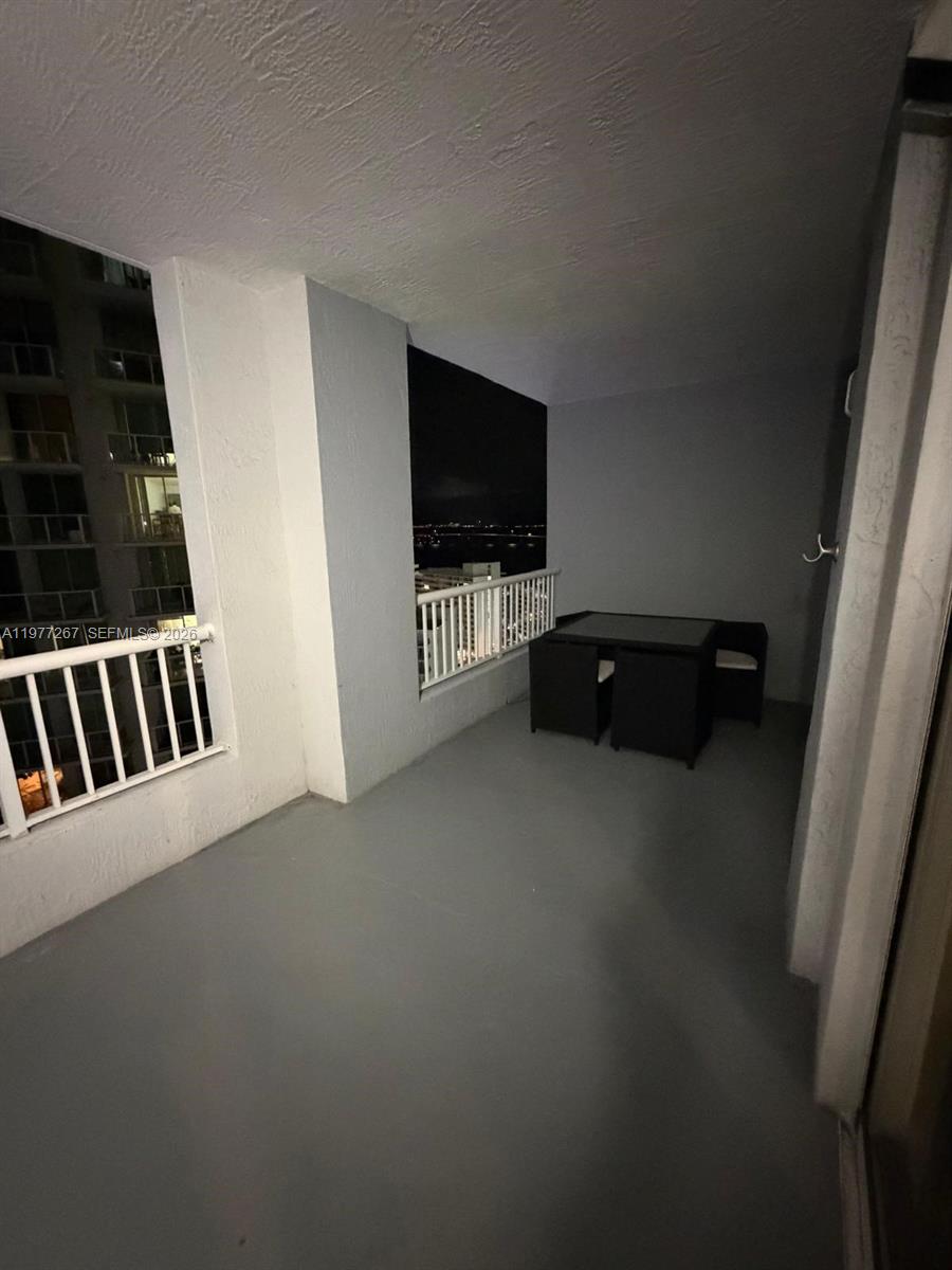 THE SAIL CONDO - Residential Lease