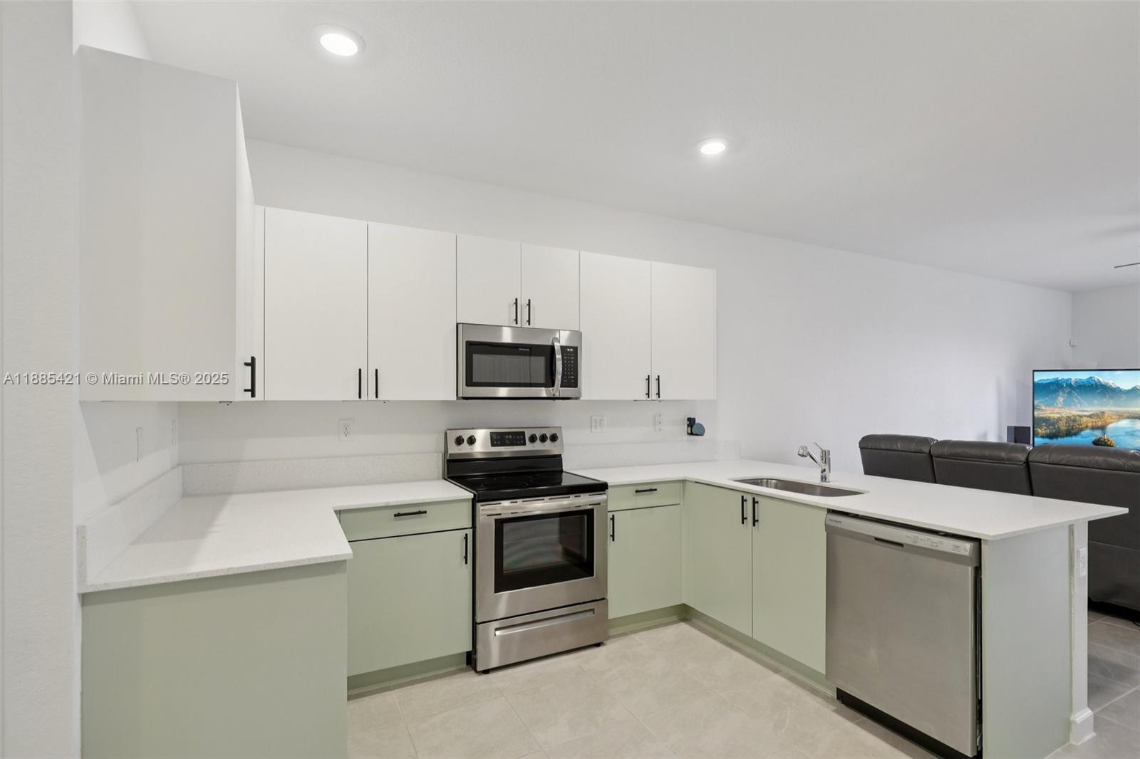 CAMBRIDGE ESTATES FIRST A - Residential