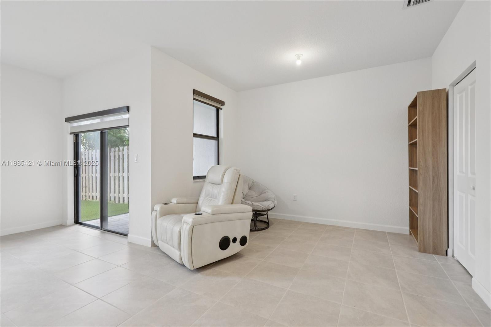 CAMBRIDGE ESTATES FIRST A - Residential