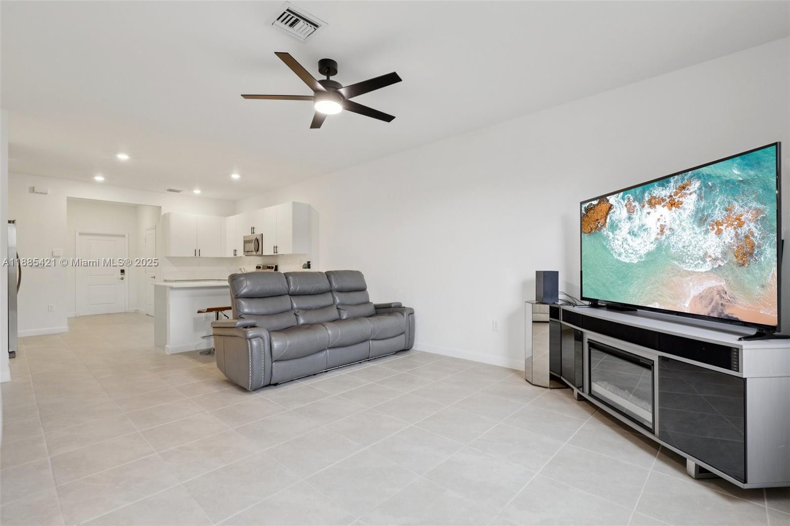 CAMBRIDGE ESTATES FIRST A - Residential