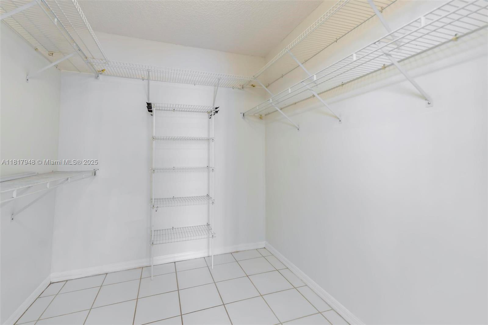 CHAPEL TRAIL II - Residential