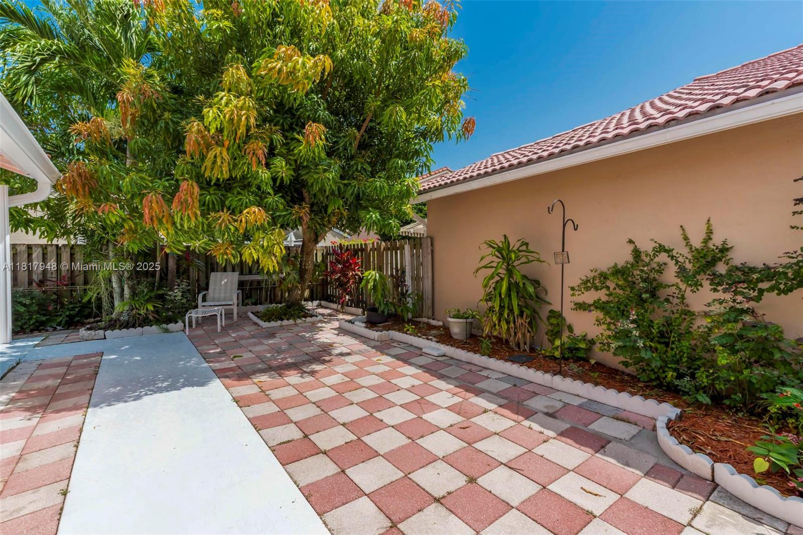 CHAPEL TRAIL II - Residential