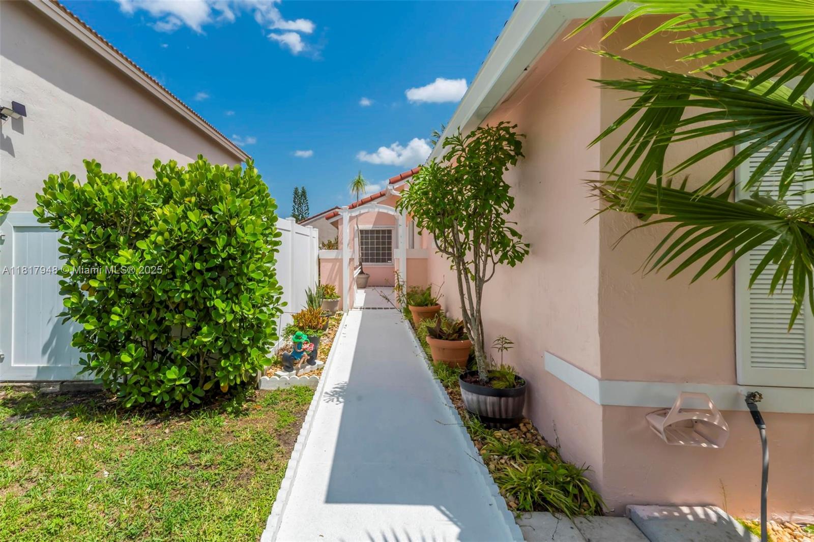 CHAPEL TRAIL II - Residential