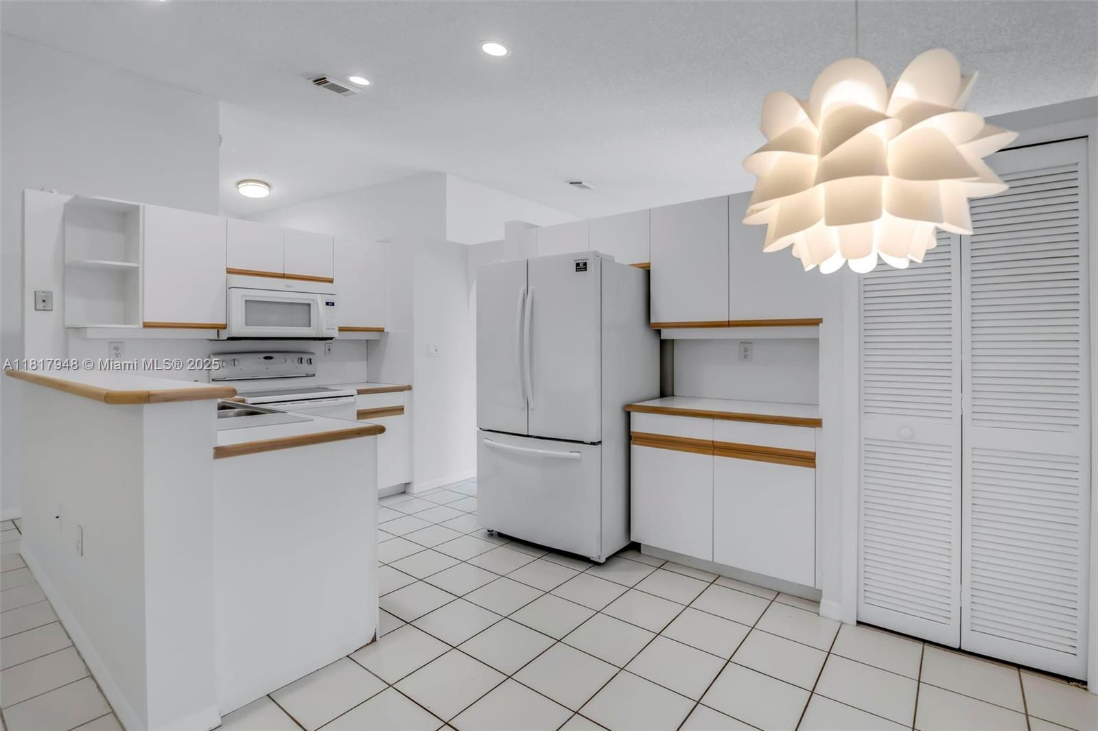 CHAPEL TRAIL II - Residential