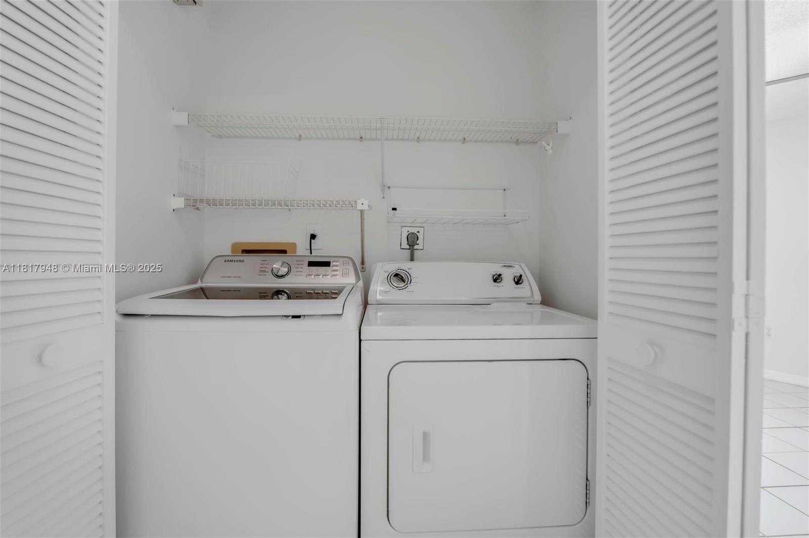 CHAPEL TRAIL II - Residential