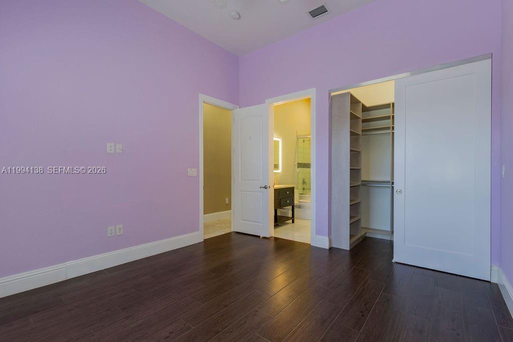 COUNTRY CLUB RANCHES SEC - Residential