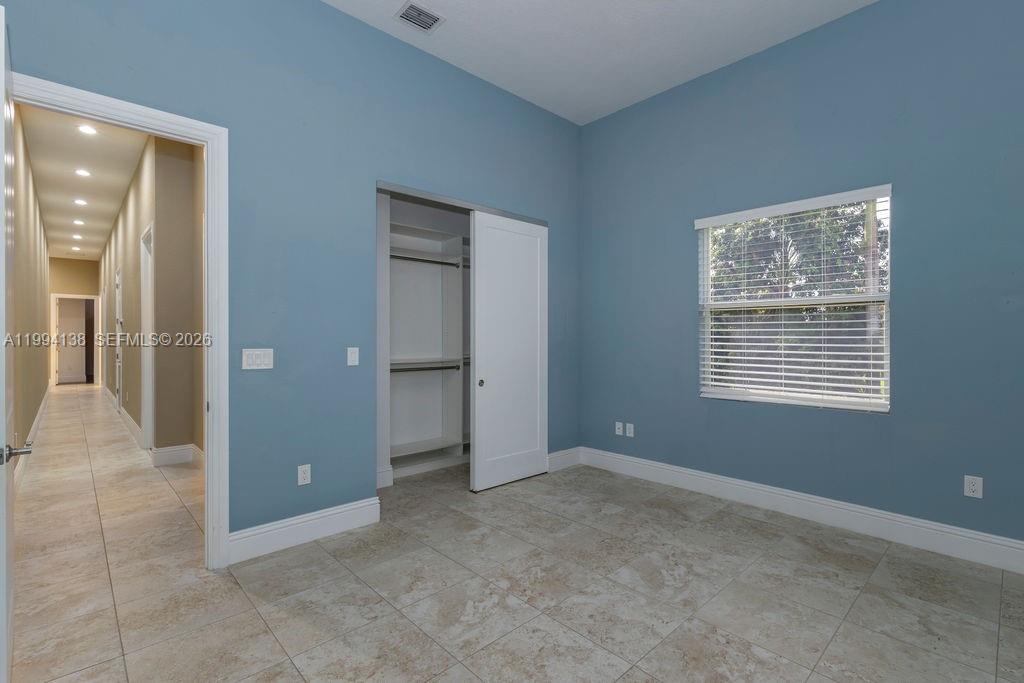 COUNTRY CLUB RANCHES SEC - Residential