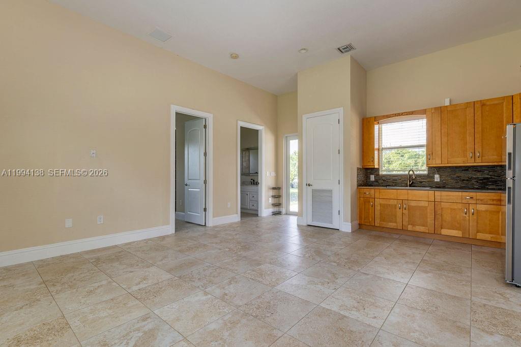 COUNTRY CLUB RANCHES SEC - Residential