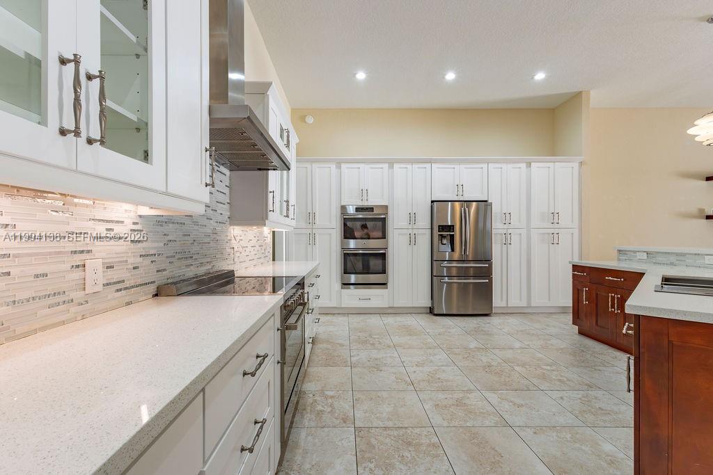 COUNTRY CLUB RANCHES SEC - Residential