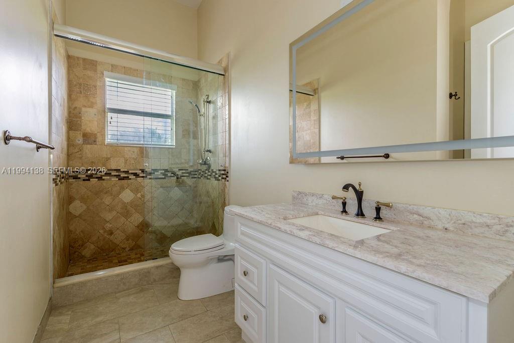 COUNTRY CLUB RANCHES SEC - Residential