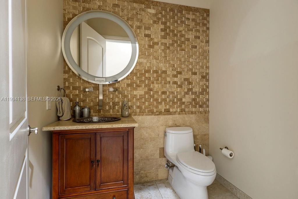 COUNTRY CLUB RANCHES SEC - Residential