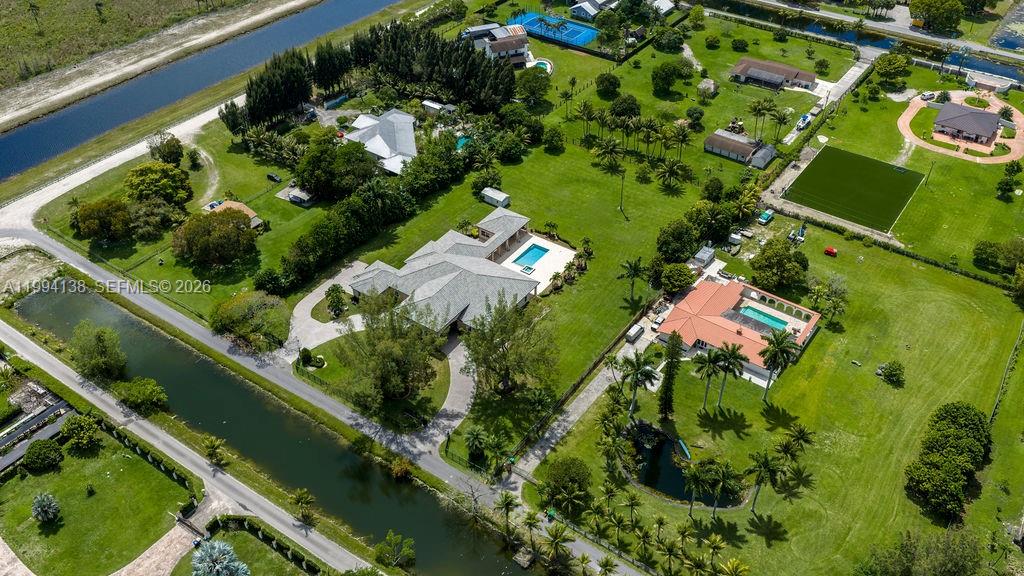 COUNTRY CLUB RANCHES SEC - Residential