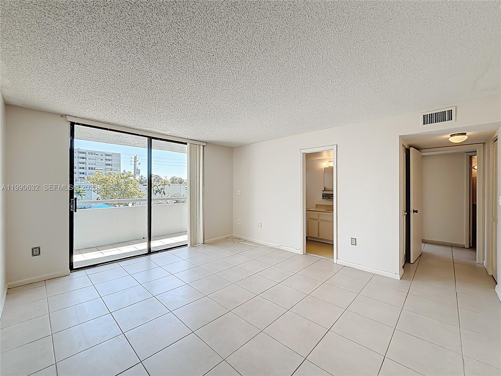 PARKVIEW PLAZA CONDO - Residential