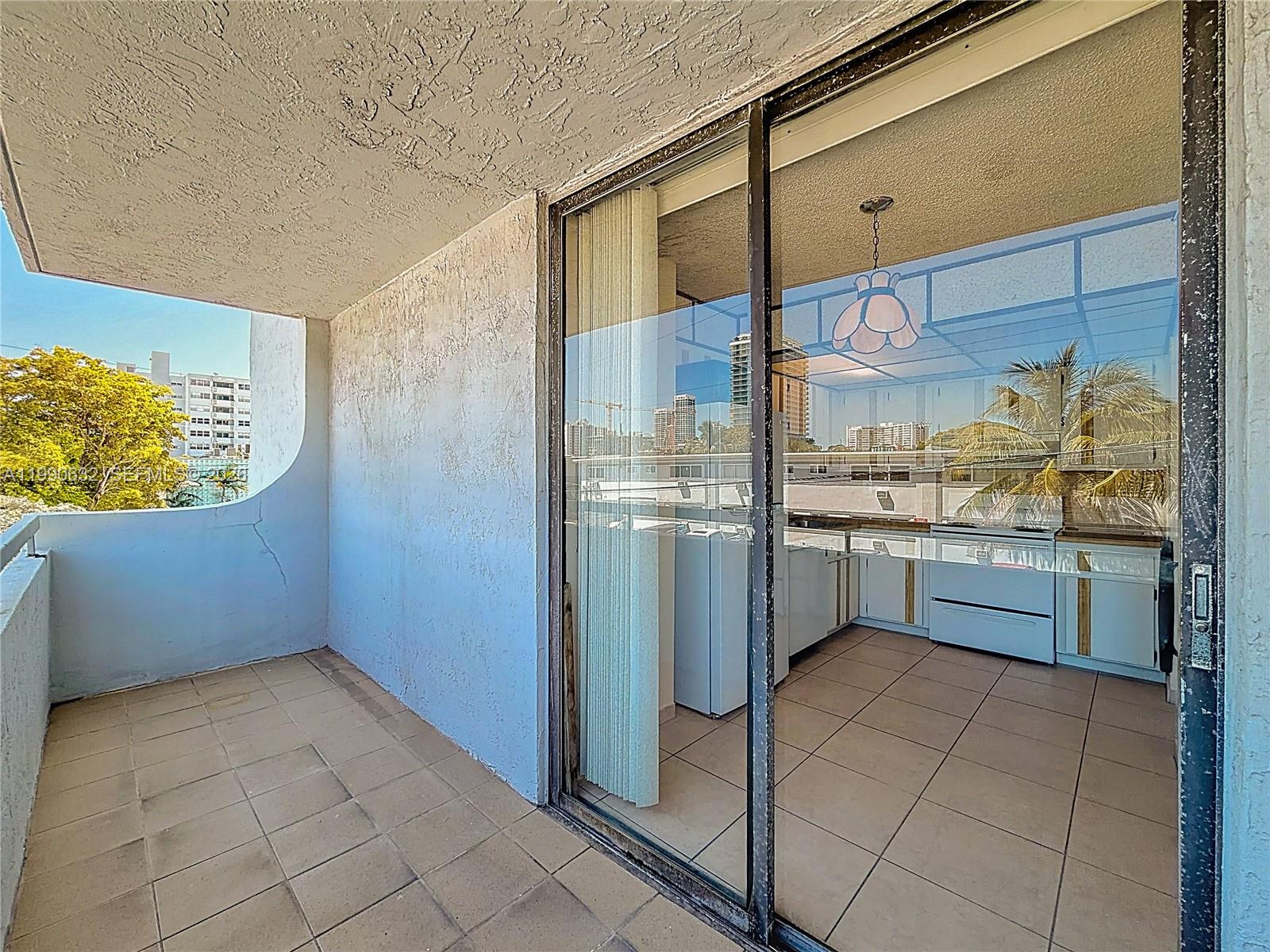 PARKVIEW PLAZA CONDO - Residential