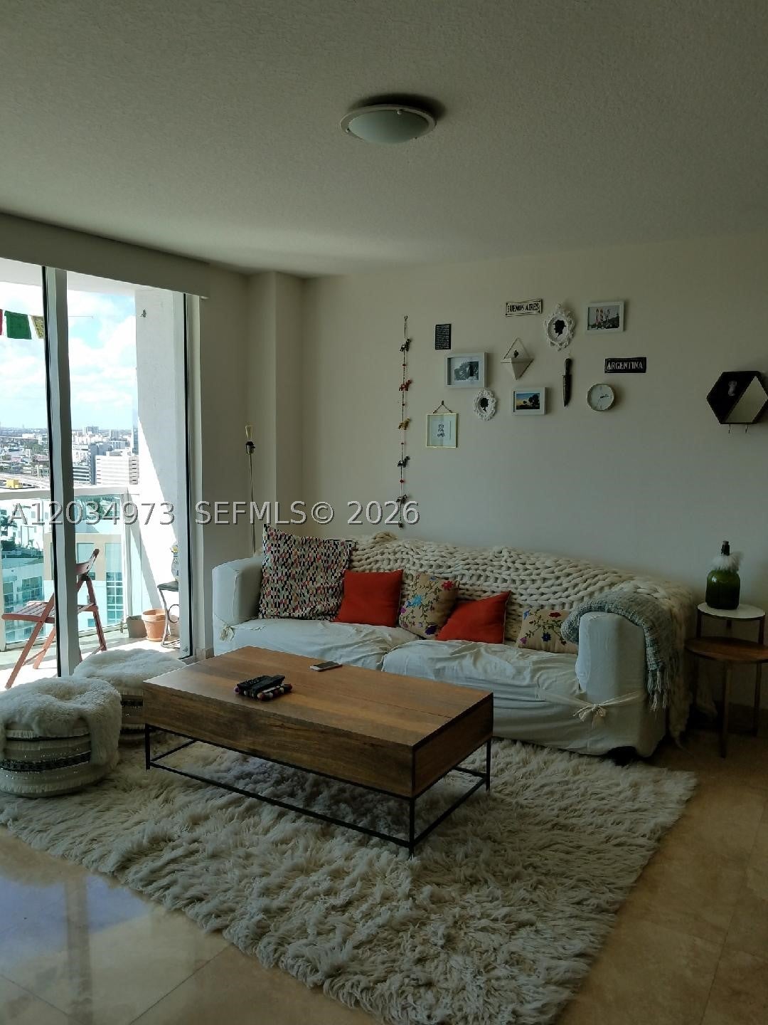 31 SE 5th St 2205