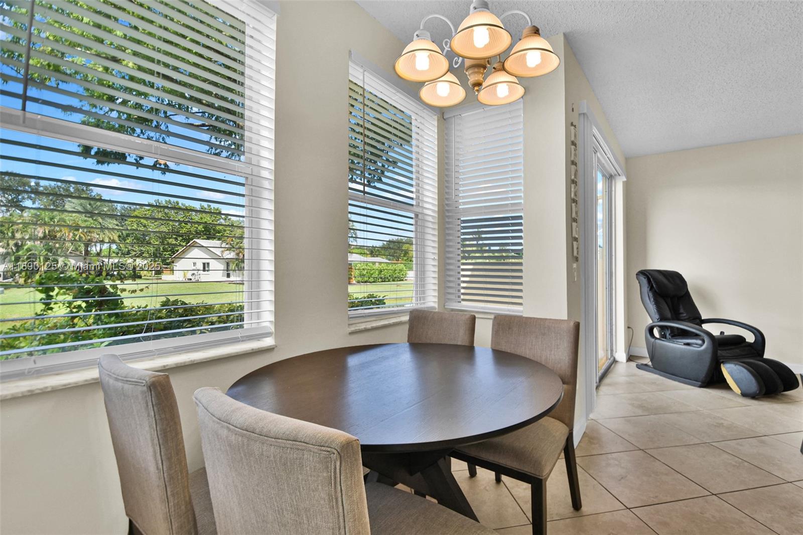 RAMBLEWOOD SOUTH - Residential Lease