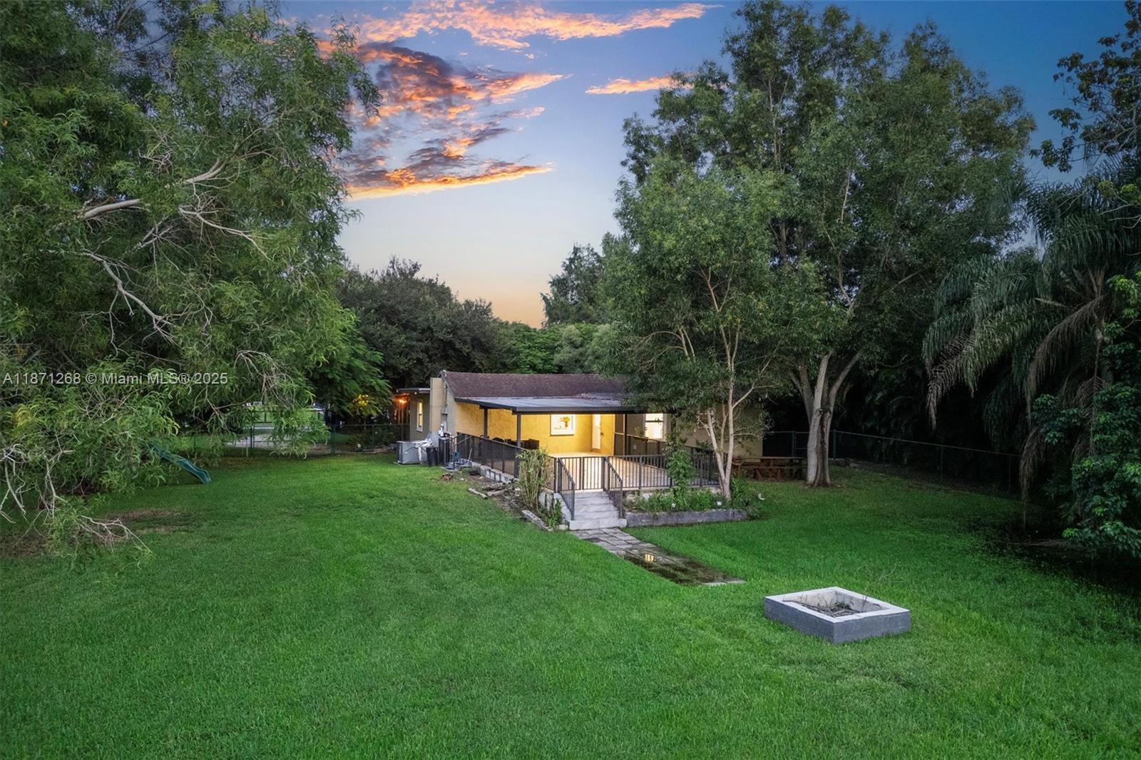 FLA FRUIT LANDS CO SUB NO - Residential