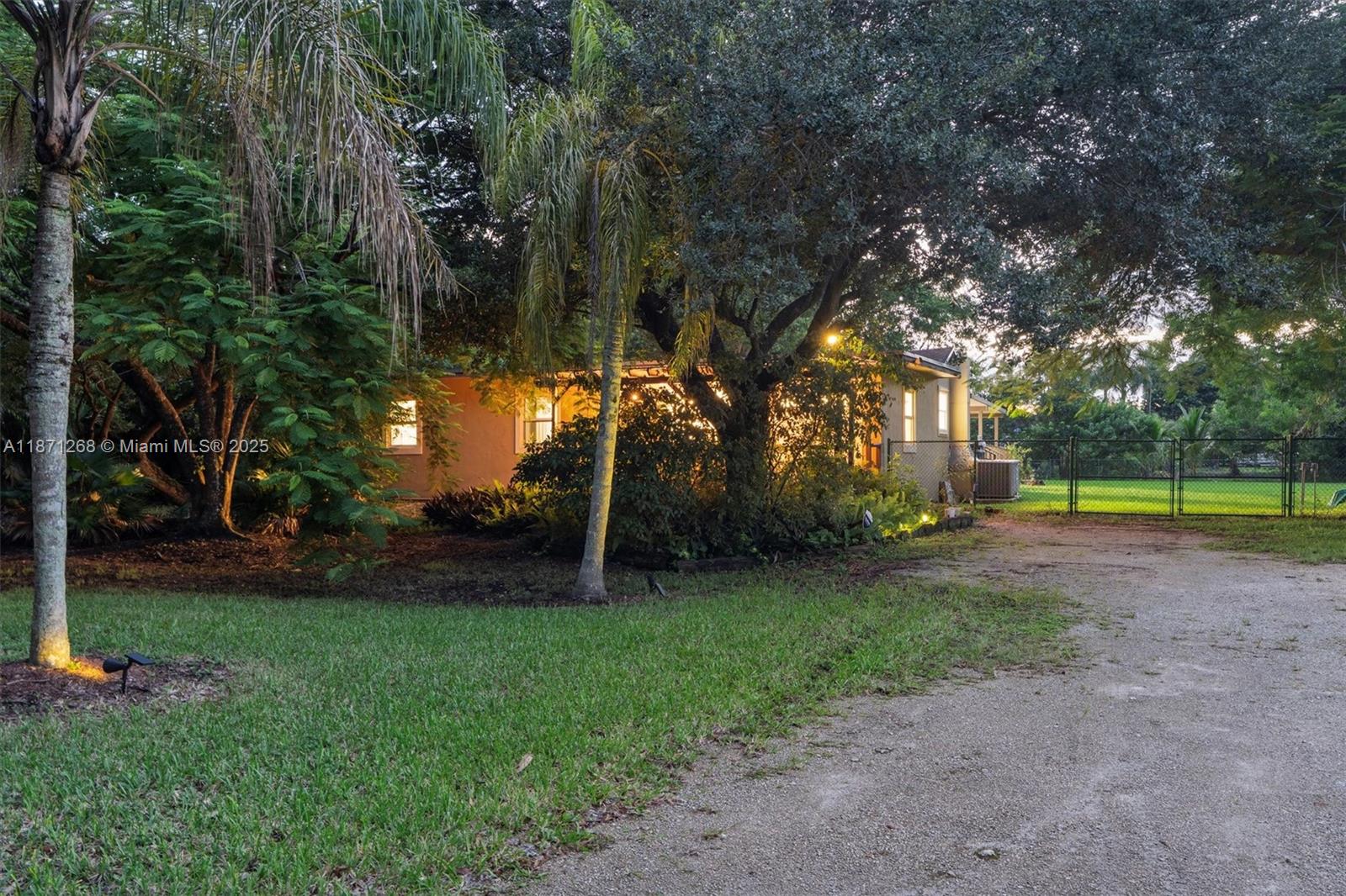 FLA FRUIT LANDS CO SUB NO - Residential