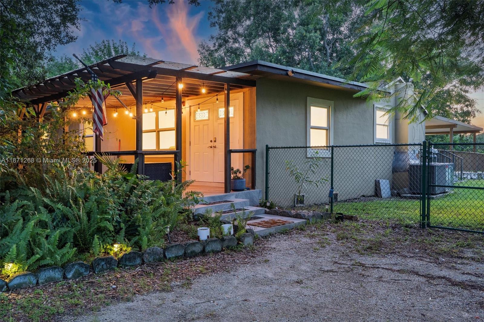 FLA FRUIT LANDS CO SUB NO - Residential