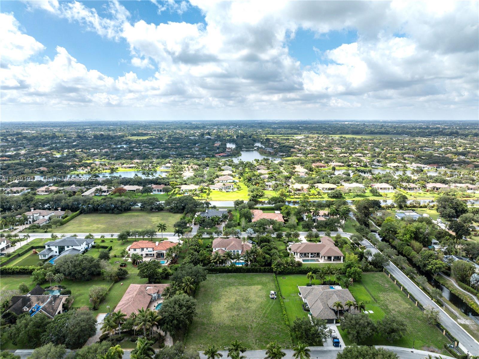 HICKS ESTATES - Land