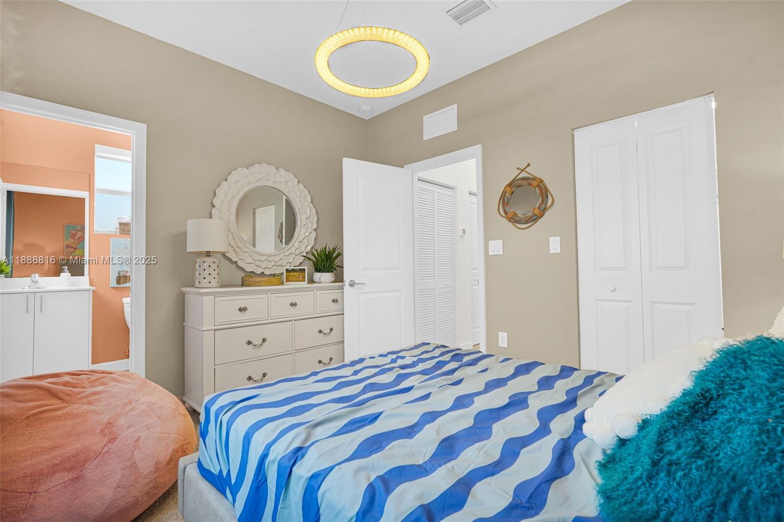 KENDALL ASSEMBLAGE SOUTH - Residential