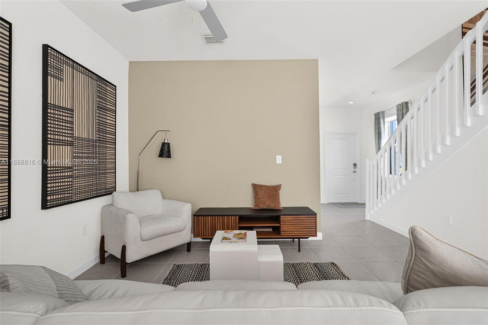 KENDALL ASSEMBLAGE SOUTH - Residential