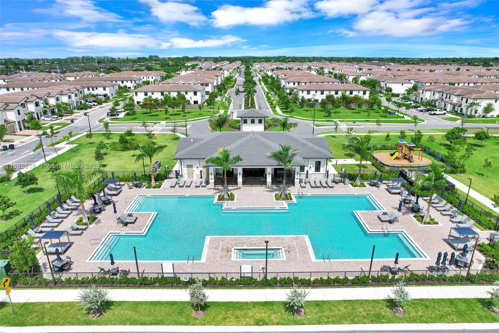 KENDALL ASSEMBLAGE SOUTH - Residential