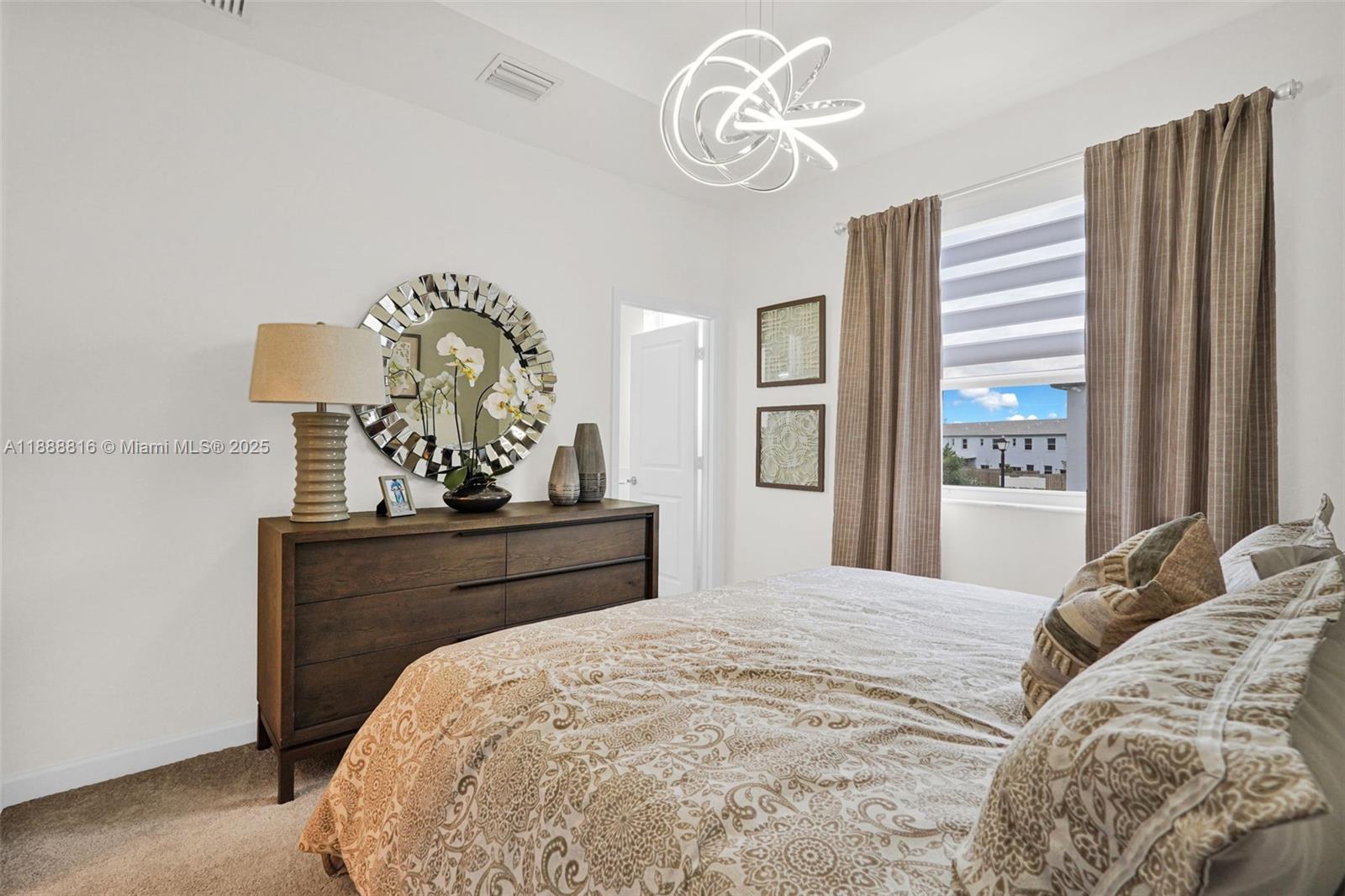 KENDALL ASSEMBLAGE SOUTH - Residential