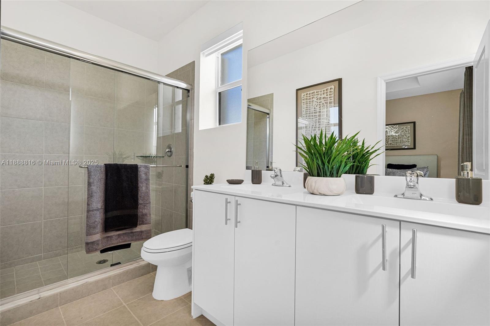 KENDALL ASSEMBLAGE SOUTH - Residential