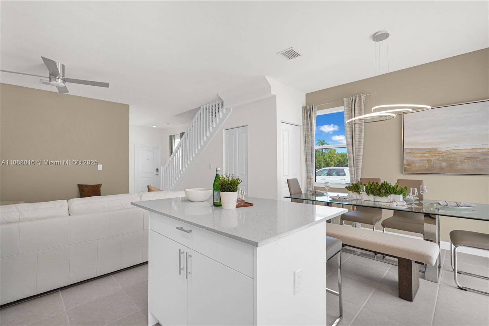 KENDALL ASSEMBLAGE SOUTH - Residential