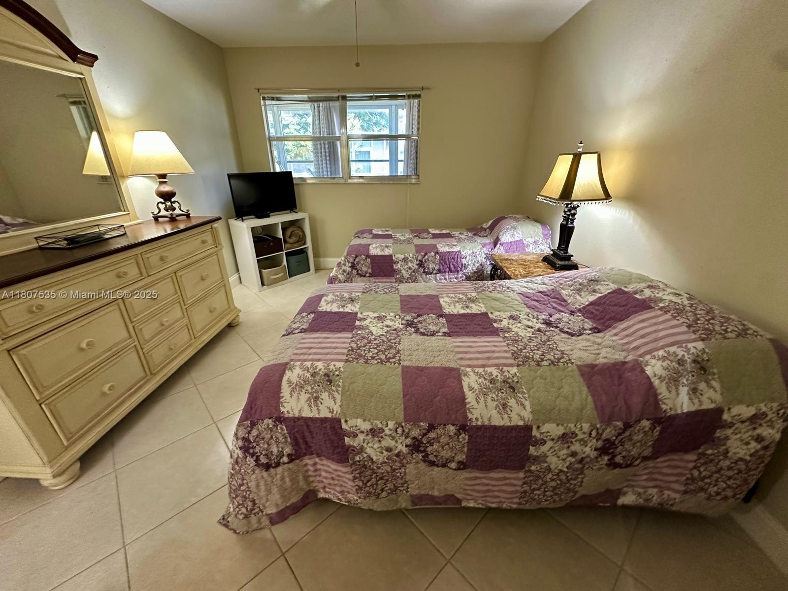 KINGS POINT SAXONY CONDOS - Residential Lease
