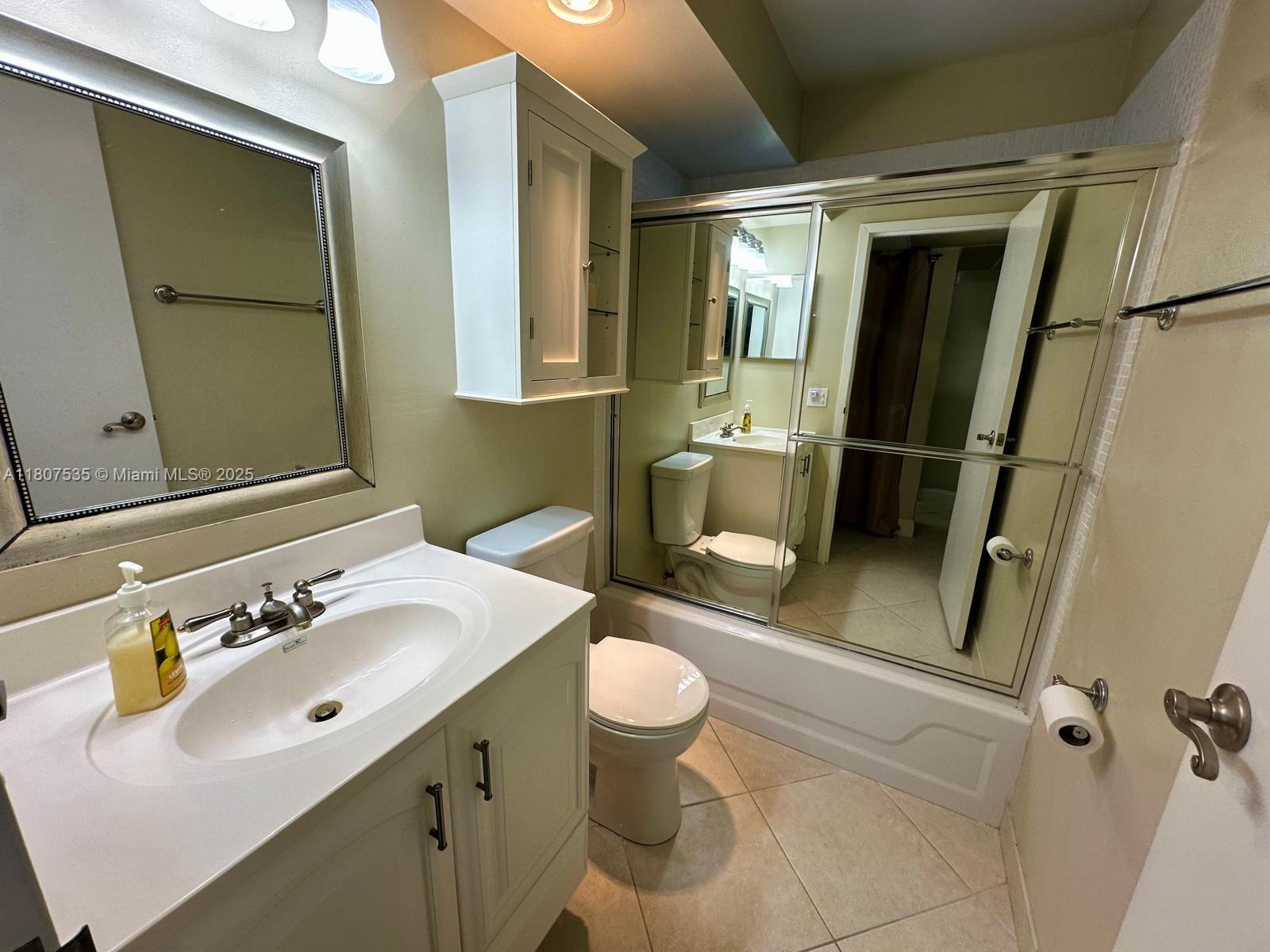 KINGS POINT SAXONY CONDOS - Residential Lease