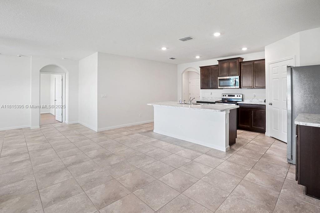 5310 Imagination Dr