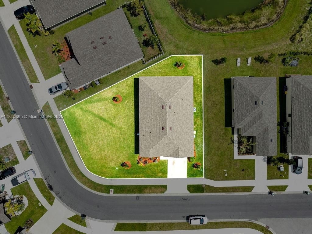 Photo of 5310 Imagination Dr, Fort Pierce, FL 34947 (MLS # A11815395)