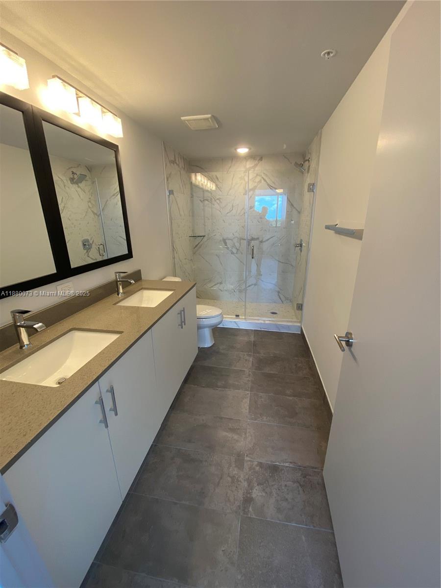 RAMBLEWOOD SOUTH - Residential Lease