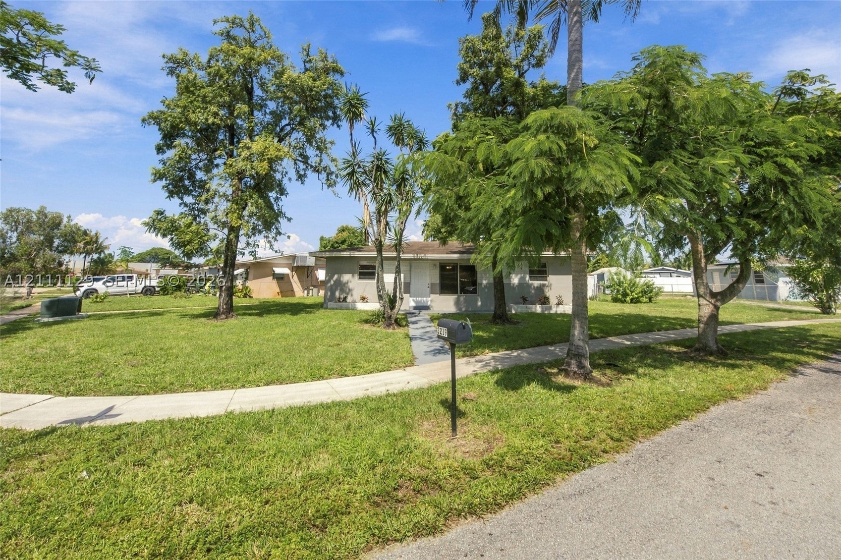 2219 SW 68th Ter