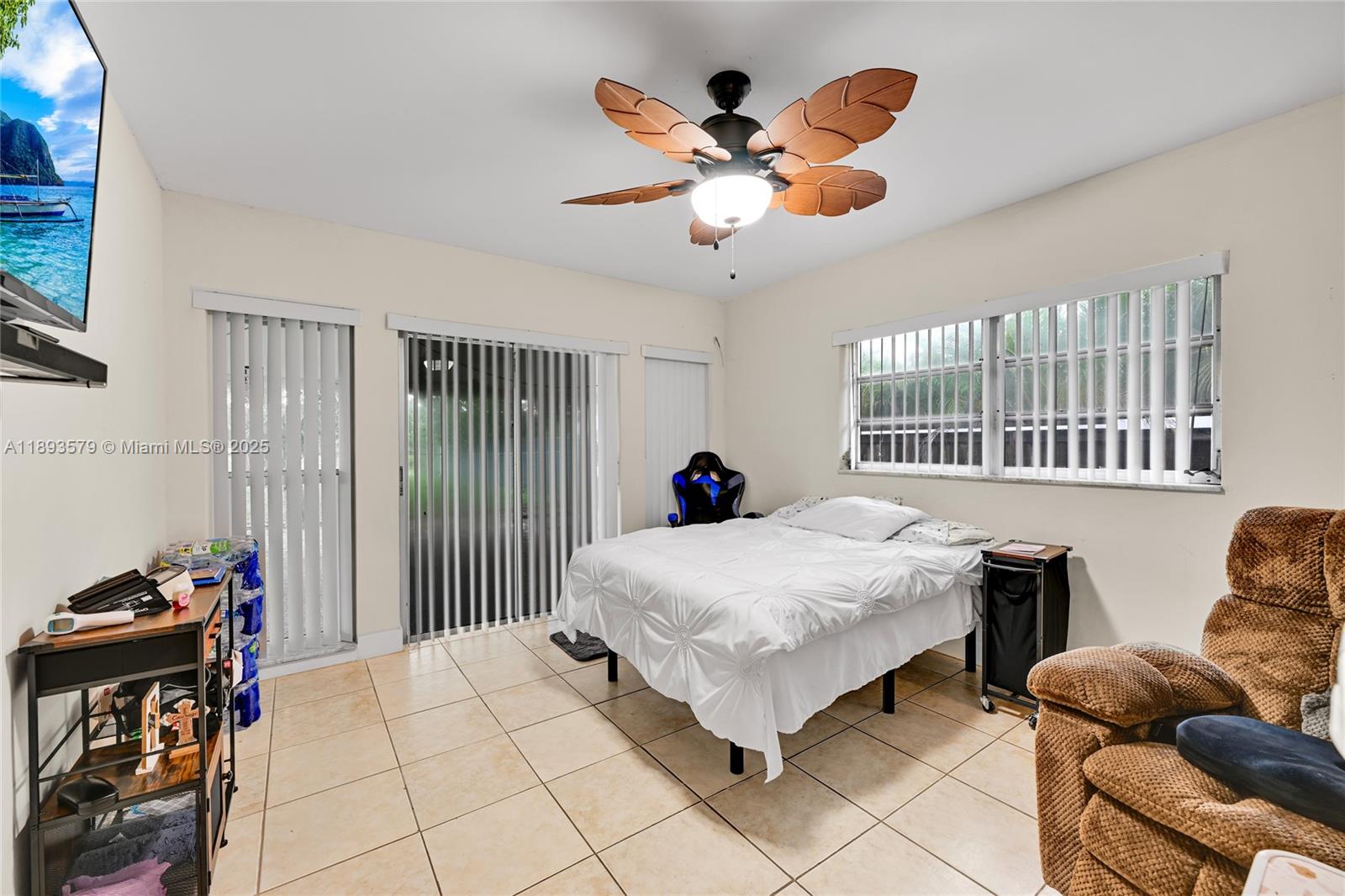 SIERRA MIRADA 1ST ADDN - Residential