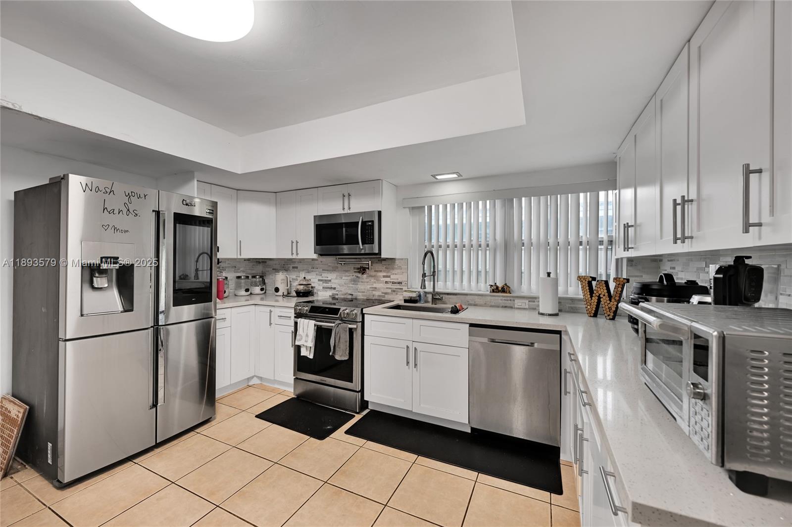 SIERRA MIRADA 1ST ADDN - Residential