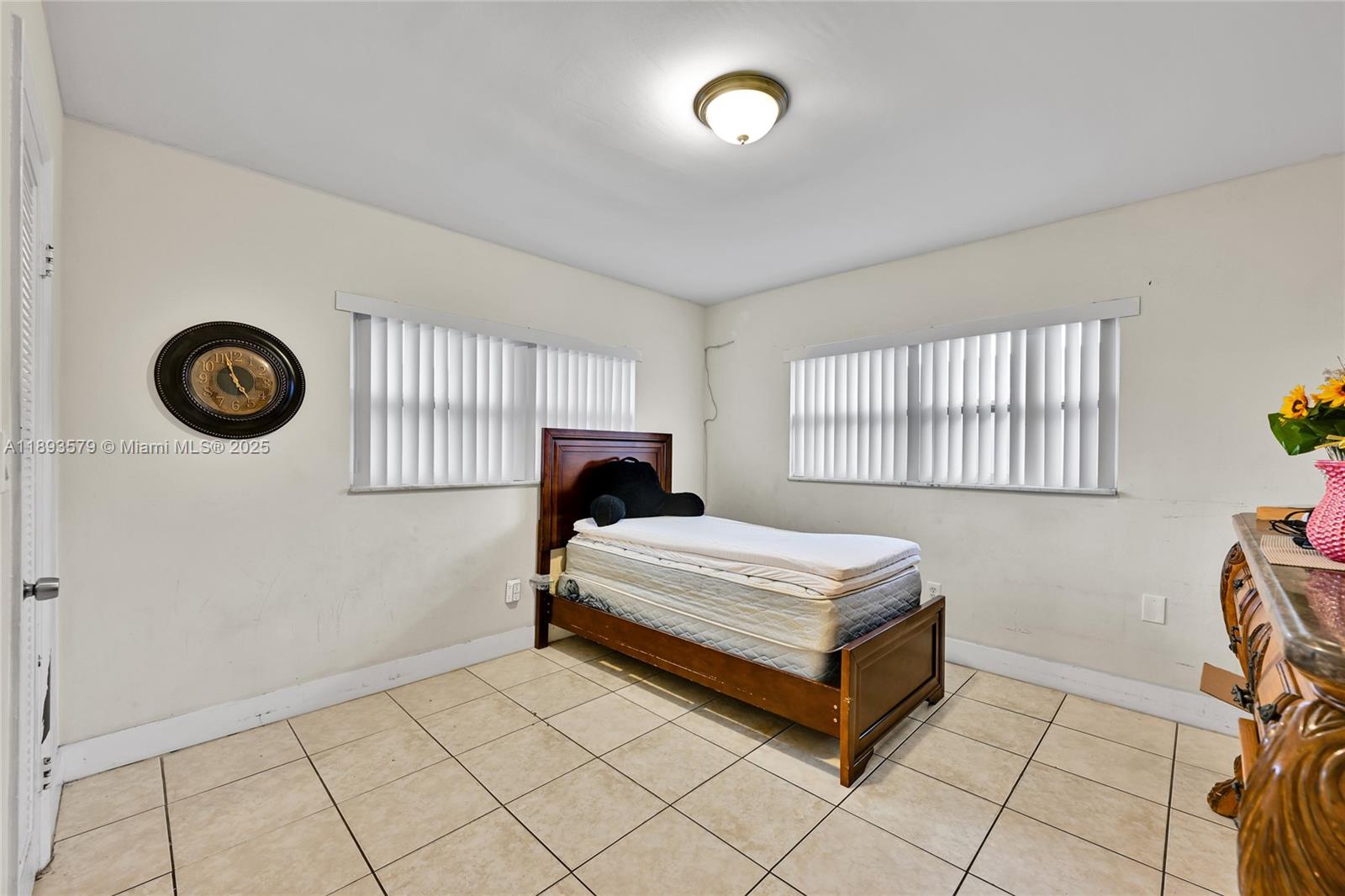 SIERRA MIRADA 1ST ADDN - Residential