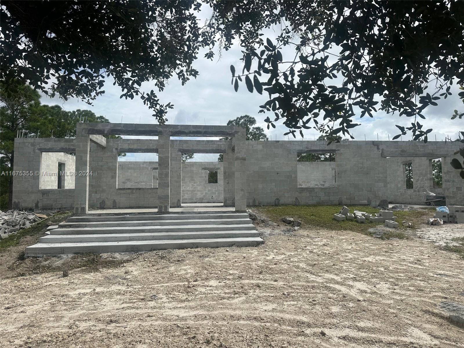 montura ranch - Residential