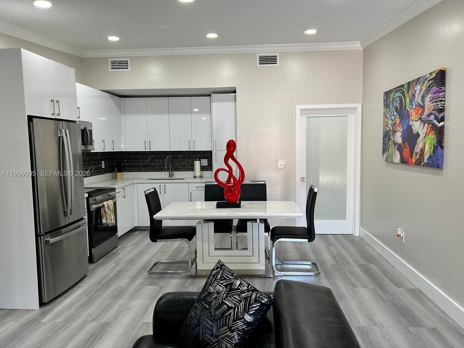 FLAGLER HILLS SUB - Residential Lease