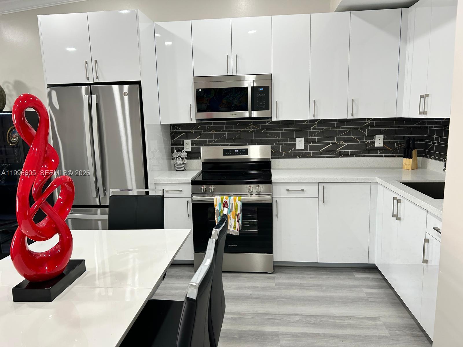 FLAGLER HILLS SUB - Residential Lease