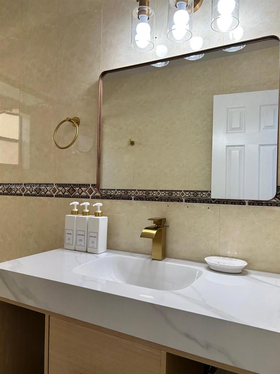 FLAGLER HILLS SUB - Residential Lease