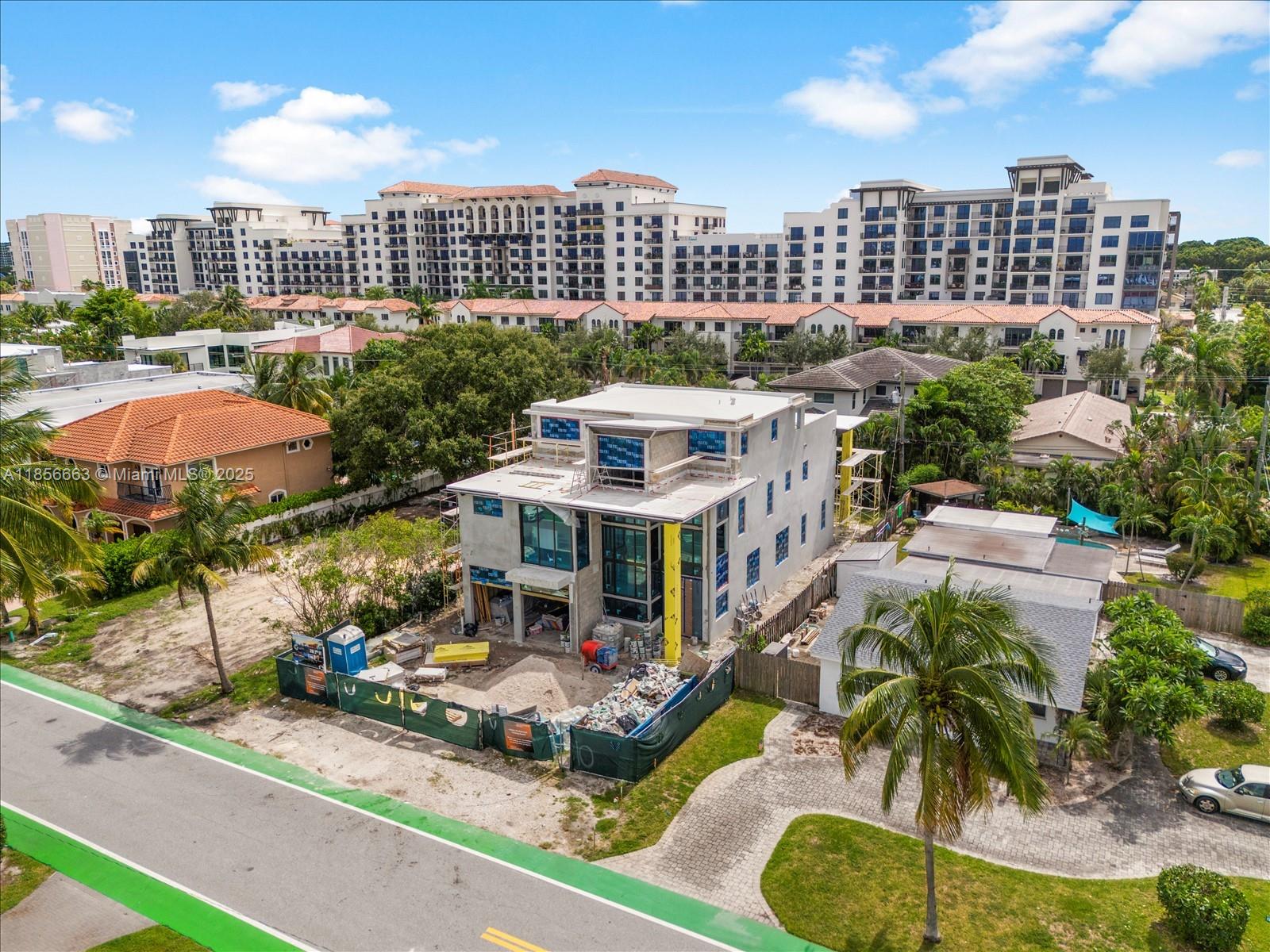 KINGS COURT - Residential