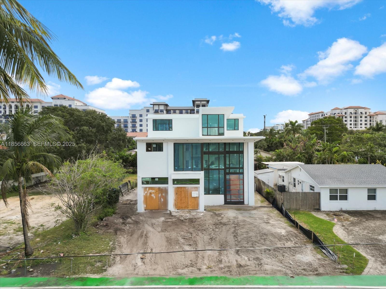 KINGS COURT - Residential