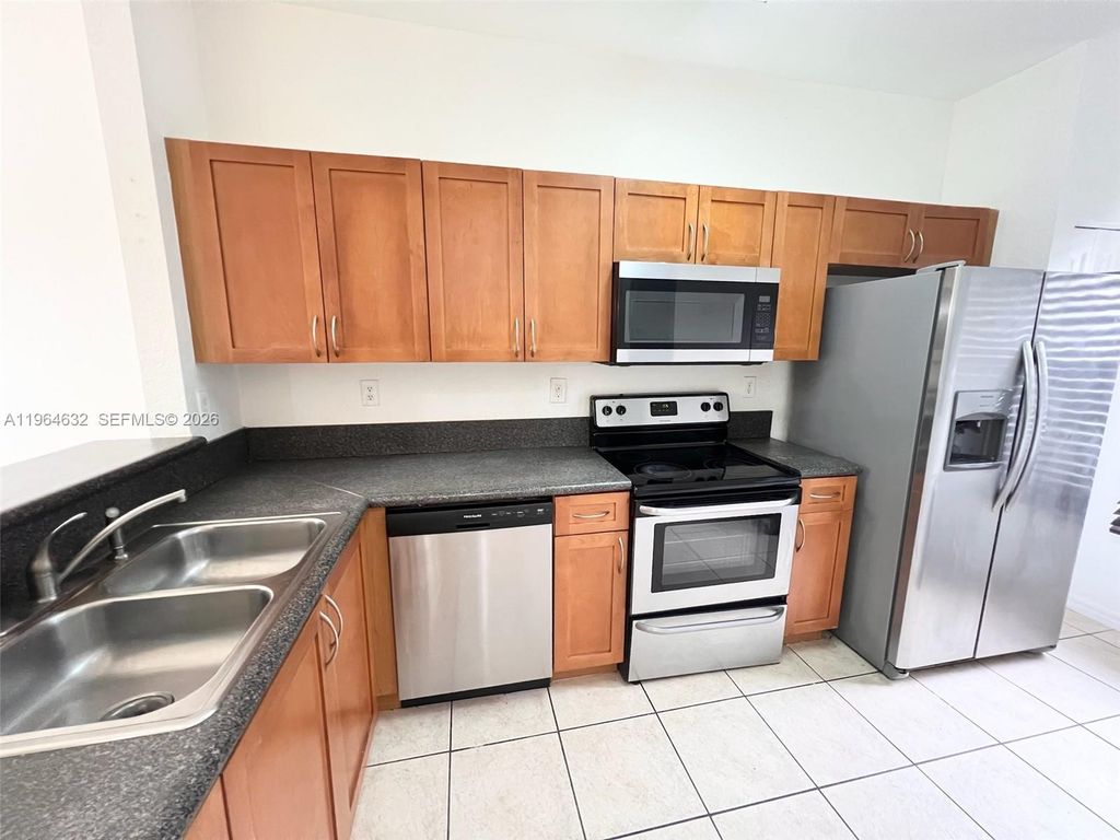 Photo of 4915 SW 140th Ter #8, Miramar, FL 33027 (MLS # A11964632)