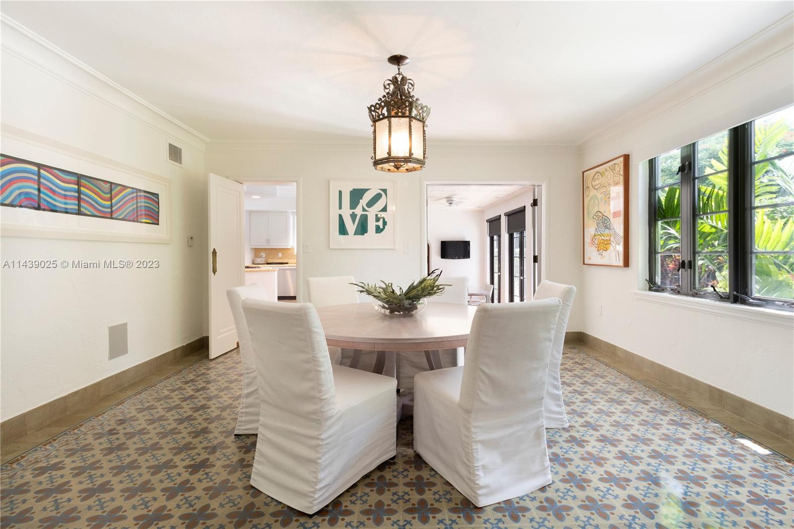 BEACH VIEW - Residential