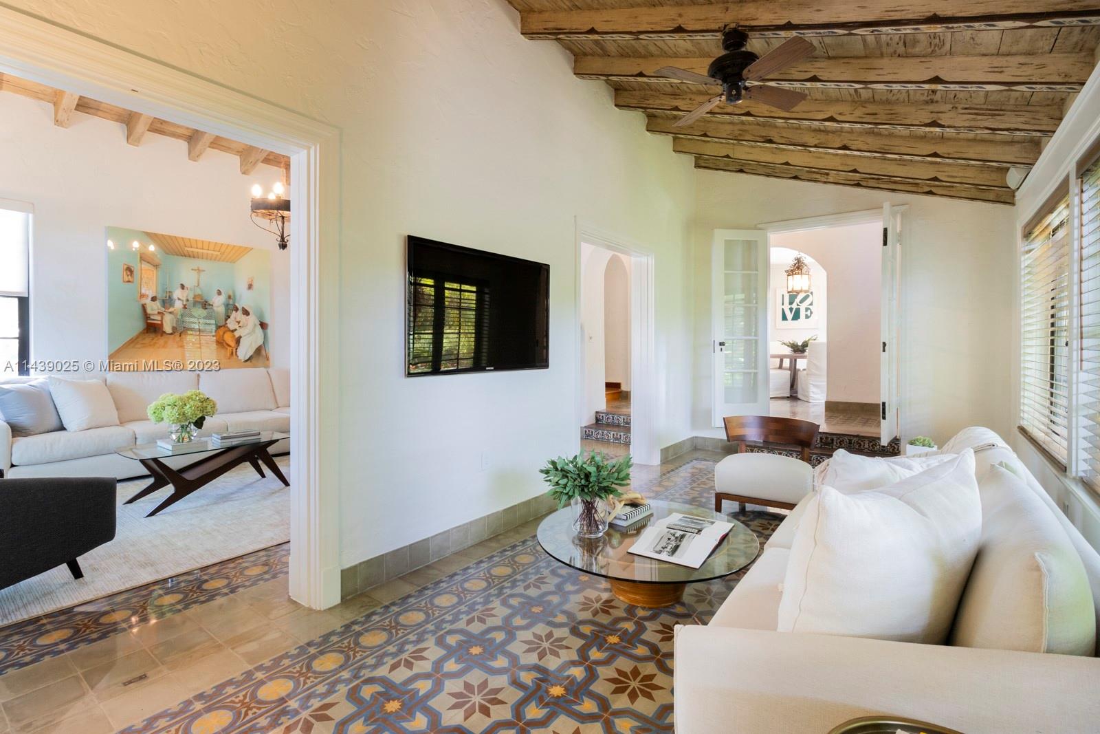 BEACH VIEW - Residential